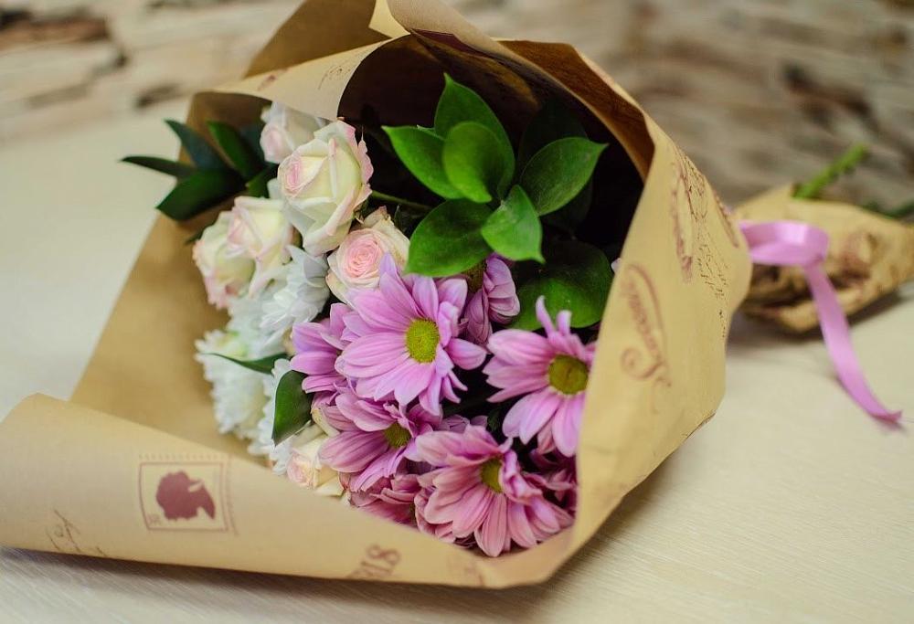 Букет цветов из: Розы и Хризантемы в Лебяжье Курганской области