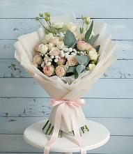 Букет цветов из:  Розы и Лизиантусы #REPLACE_PRED# Лебяжье Курганской области
