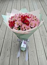 Букет цветов из:  Альстромерии в Лебяжье Курганской области