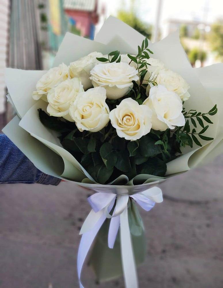 Букет Белые розы Проуд в Лебяжье Курганской области