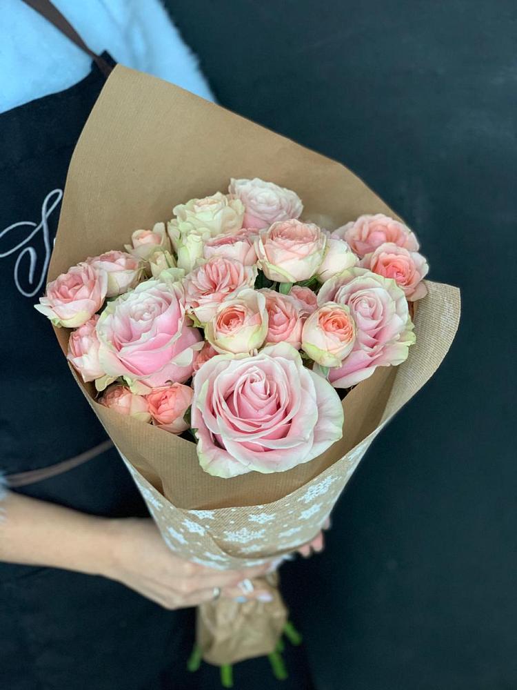 Букет цветов из: Хризантемы и Розы в Лебяжье Курганской области