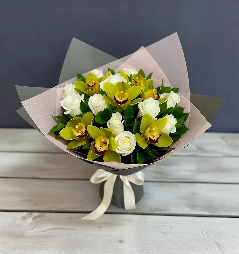 Букет цветов из: Орхидеи и Розы в Лебяжье Курганской области