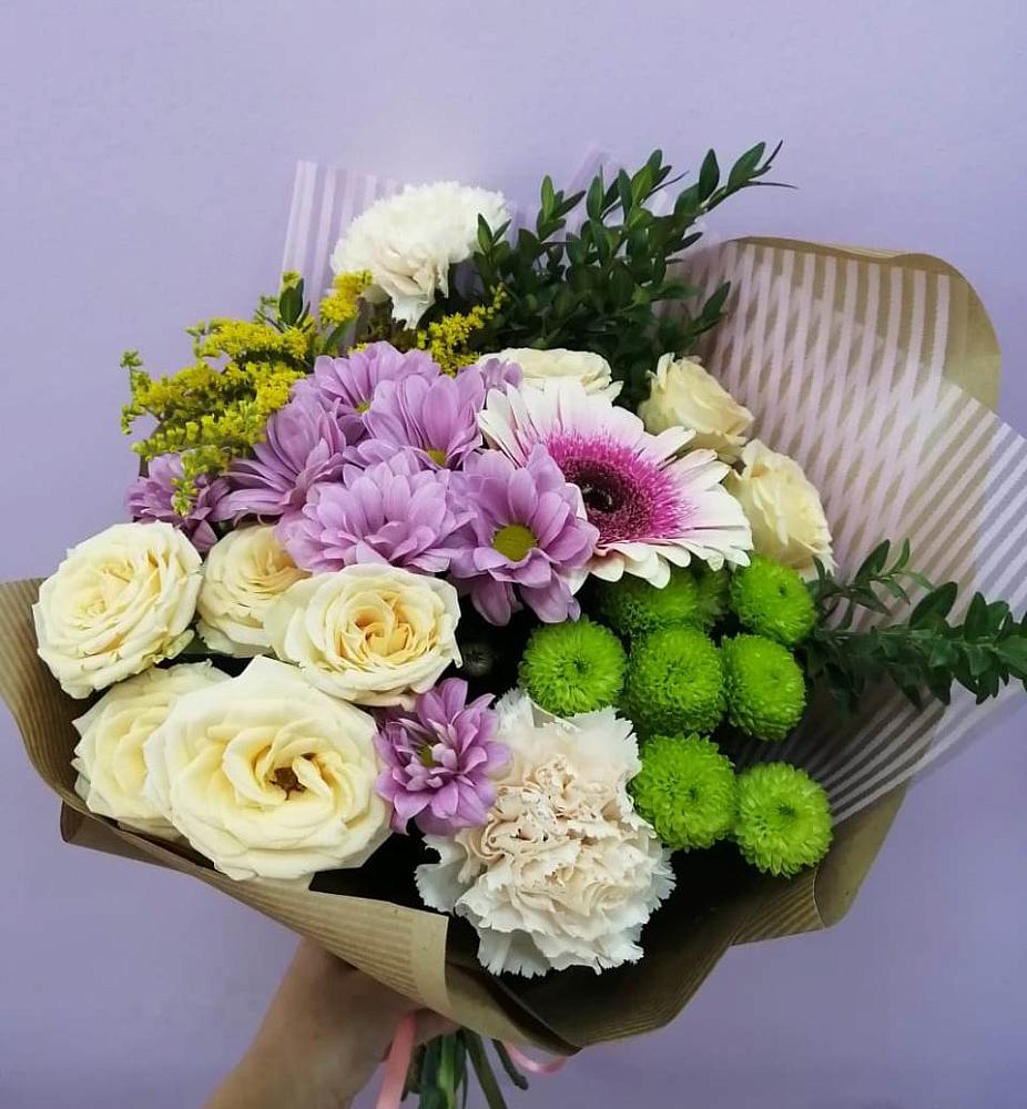 Букет цветов из: Хризантемы, Розы, Гвоздики и Герберы в Лебяжье Курганской области