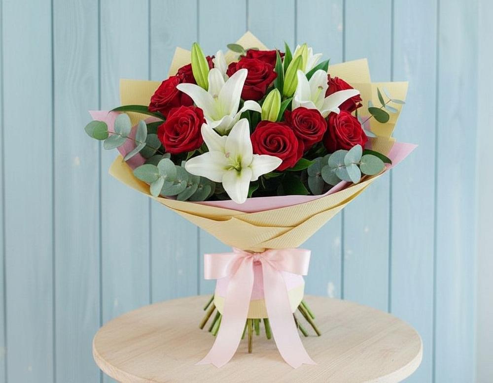 Букет цветов из: Лилии и Розы в Лебяжье Курганской области